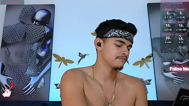 Snapshot of VikoHands chatting on January 19, 2025, 1:53 am VikoHands online show from January 19, 2025, 1:53 am