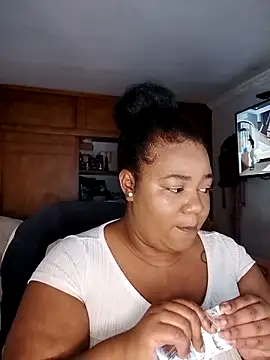 Snapshot of Daddys_girl1 chatting on November 15, 2025, 6:28 am Daddys girl1 online show from November 15, 2025, 6:28 am