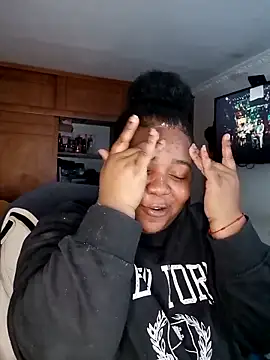 Snapshot of Daddys_girl1 chatting on December 5, 2025, 6:01 am Daddys girl1 online show from December 5, 2025, 6:01 am