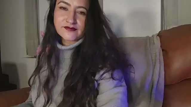 DeesseLuxure online show from October 15, 2025, 3:49 am