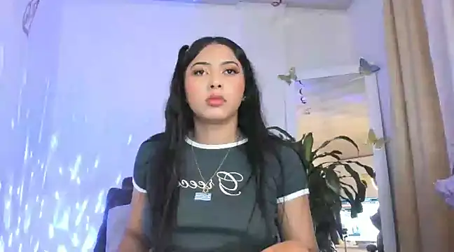 Snapshot of kirasofia chatting on March 4, 2025, 5:32 am kirasofia online show from March 4, 2025, 5:32 am