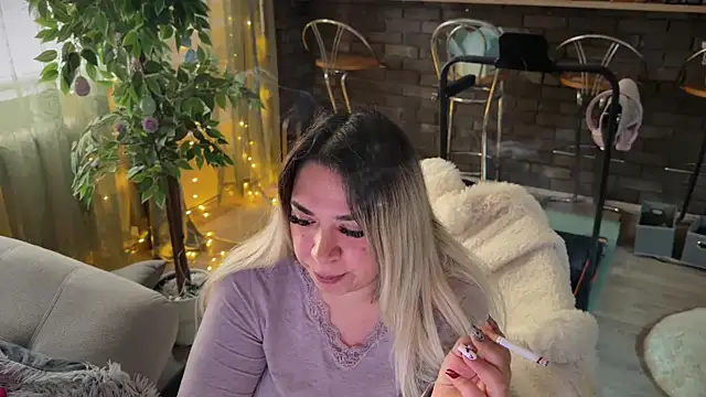 Snapshot of Monageil chatting on March 20, 2026, 12:28 pm Monageil online show from March 20, 2026, 12:28 pm