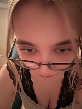 Snapshot of Nami_ninja chatting on November 30, 2025, 7:47 pm Nami ninja online show from November 30, 2025, 7:47 pm