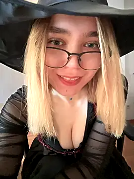 Snapshot of Nami_ninja chatting on November 1, 2025, 7:46 am Nami ninja online show from November 1, 2025, 7:46 am