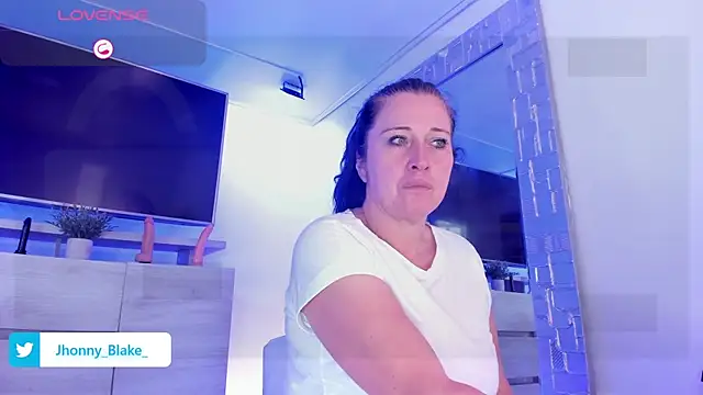 Snapshot of LADY_HELLEN chatting on November 12, 2025, 7:07 pm LADY HELLEN online show from November 12, 2025, 7:07 pm