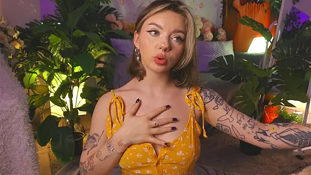 KristaBrooks online show from March 14, 2025, 4:40 pm