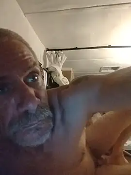 Biknight online show from May 7, 2026, 2:38 am