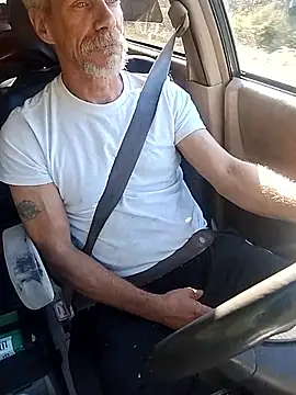 Biknight online show from October 15, 2025, 1:41 pm