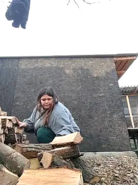 Snapshot of PUNKFUNK_HIGHLANDERX_EMTm chatting on November 17, 2025, 9:24 am PUNKFUNK HIGHLANDERX EMTm online show from November 17, 2025, 9:24 am