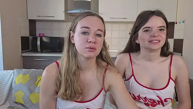 Snapshot of Naughty_Alice chatting on November 24, 2025, 6:13 am Naughty Alice online show from November 24, 2025, 6:13 am