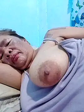 Snapshot of sexylizzy4u chatting on October 14, 2025, 7:47 pm sexylizzy4u online show from October 14, 2025, 7:47 pm