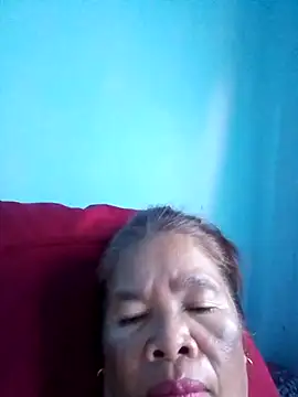 Snapshot of sexylizzy4u chatting on October 8, 2025, 4:14 am sexylizzy4u online show from October 8, 2025, 4:14 am