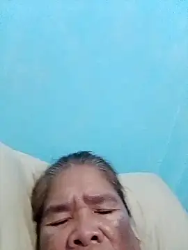 Snapshot of sexylizzy4u chatting on October 15, 2025, 9:45 pm sexylizzy4u online show from October 15, 2025, 9:45 pm