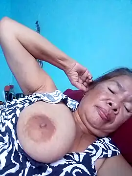 Snapshot of sexylizzy4u chatting on October 10, 2025, 7:09 am sexylizzy4u online show from October 10, 2025, 7:09 am