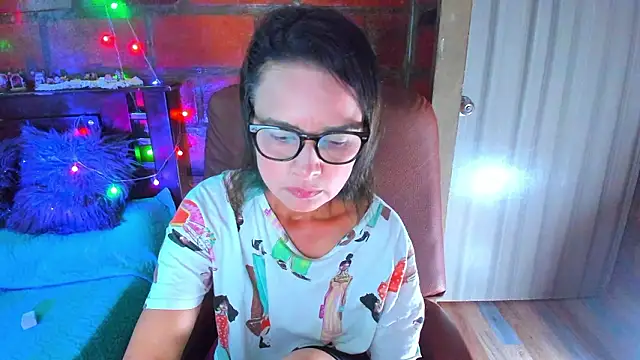 Snapshot of BrianaGarner chatting on March 6, 2026, 8:15 pm BrianaGarner online show from March 6, 2026, 8:15 pm