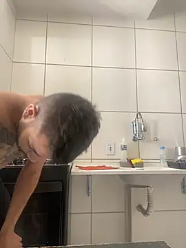 RenanDlc online show from April 19, 2026, 2:40 pm