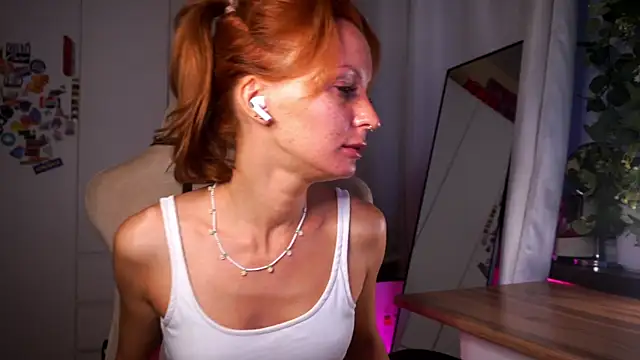 Liuba Fox online show from June 28, 2026, 7:09 pm