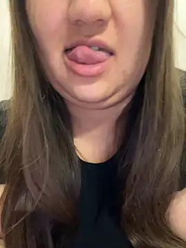 Snapshot of Jane_BBW chatting on October 18, 2025, 4:47 am Jane BBW online show from October 18, 2025, 4:47 am