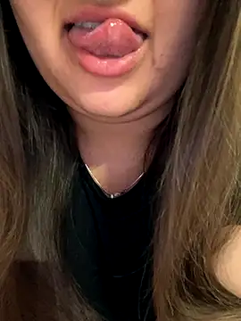 Snapshot of Jane_BBW chatting on November 30, 2025, 11:38 pm Jane BBW online show from November 30, 2025, 11:38 pm