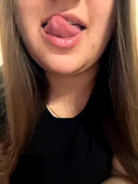 Snapshot of Jane_BBW chatting on October 17, 2025, 9:34 am Jane BBW online show from October 17, 2025, 9:34 am