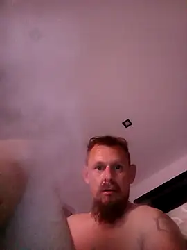 Snapshot of Skody31 chatting on February 12, 2026, 5:02 pm Skody31 online show from February 12, 2026, 5:02 pm