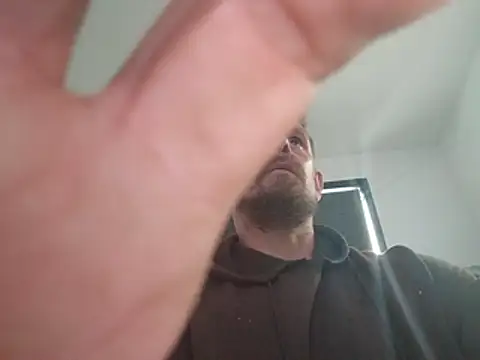 Snapshot of Skody31 chatting on June 18, 2026, 9:20 pm Skody31 online show from June 18, 2026, 9:20 pm