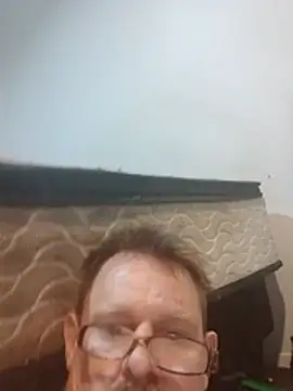 Snapshot of Skody31 chatting on July 24, 2026, 7:10 pm Skody31 online show from July 24, 2026, 7:10 pm