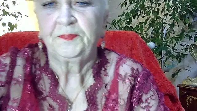 Snapshot of Emma52610 chatting on February 27, 2025, 6:46 am Emma52610 online show from February 27, 2025, 6:46 am