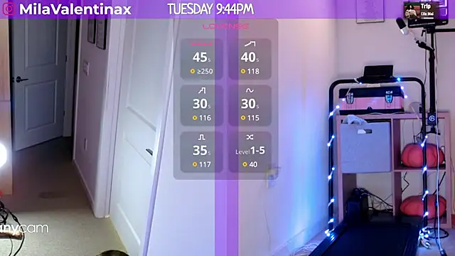 MilaValentina online show from March 5, 2025, 2:46 am