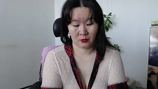 Akira xx online show from October 20, 2025, 2:35 am