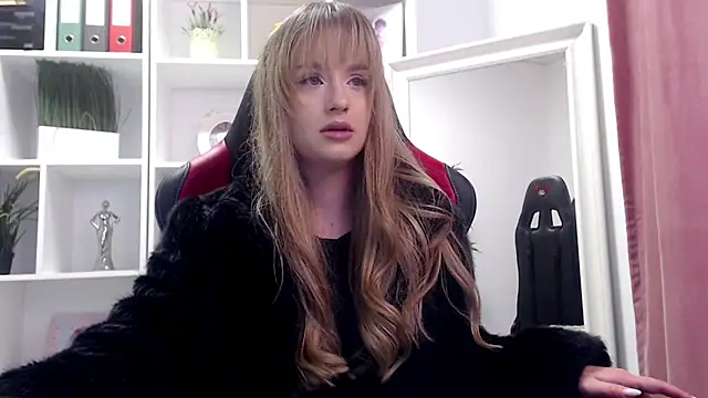 Sophie Dee online show from January 5, 2025, 8:31 pm