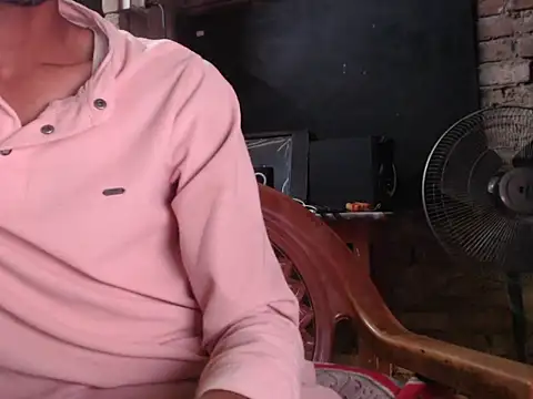 Snapshot of ThethunderPo chatting on March 2, 2025, 5:01 am ThethunderPo online show from March 2, 2025, 5:01 am