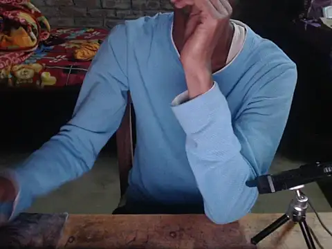 Snapshot of ThethunderPo chatting on April 21, 2026, 4:13 pm ThethunderPo online show from April 21, 2026, 4:13 pm