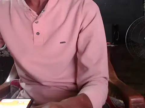 Snapshot of ThethunderPo chatting on March 2, 2025, 10:16 am ThethunderPo online show from March 2, 2025, 10:16 am