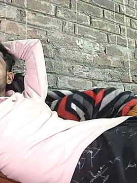 Snapshot of ThethunderPo chatting on February 19, 2025, 6:11 am ThethunderPo online show from February 19, 2025, 6:11 am