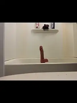 Snapshot of samirah_red chatting on April 8, 2026, 7:32 am samirah red online show from April 8, 2026, 7:32 am