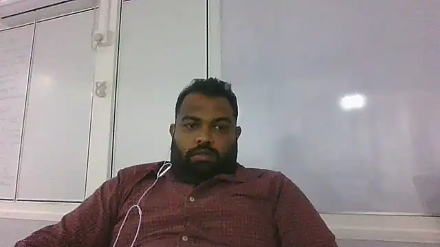 Snapshot of FatCockBoySL chatting on December 17, 2024, 12:22 pm FatCockBoySL online show from December 17, 2024, 12:22 pm