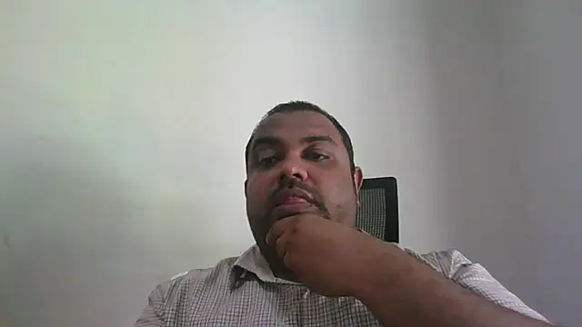 Snapshot of FatCockBoySL chatting on July 22, 2026, 9:33 am FatCockBoySL online show from July 22, 2026, 9:33 am