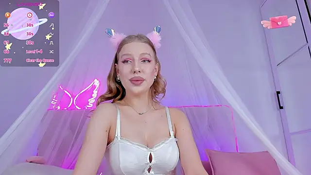 Snapshot of YourWildDestiny chatting on October 15, 2025, 9:12 pm YourWildDestiny online show from October 15, 2025, 9:12 pm