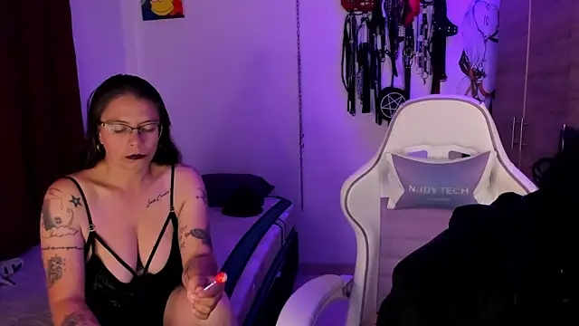 dungeongirls online show from March 14, 2026, 8:26 pm