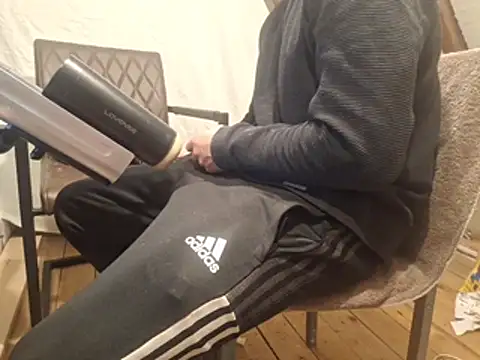 ShyGuyWannaTry online show from February 13, 2026, 4:45 am