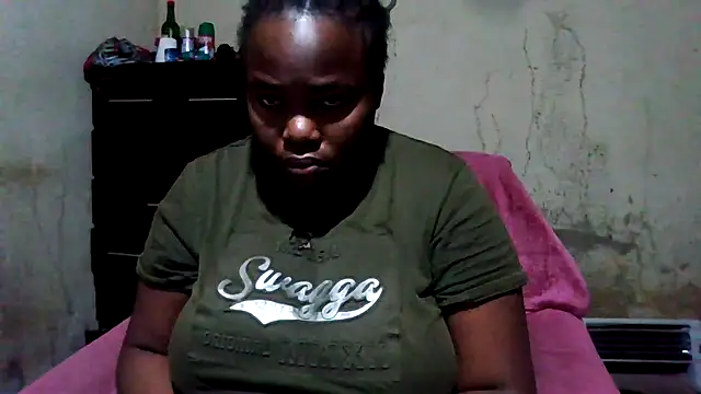 Snapshot of sexybigboobz chatting on July 18, 2026, 3:48 am sexybigboobz online show from July 18, 2026, 3:48 am