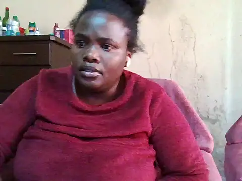 Snapshot of sexybigboobz chatting on June 29, 2026, 10:15 am sexybigboobz online show from June 29, 2026, 10:15 am