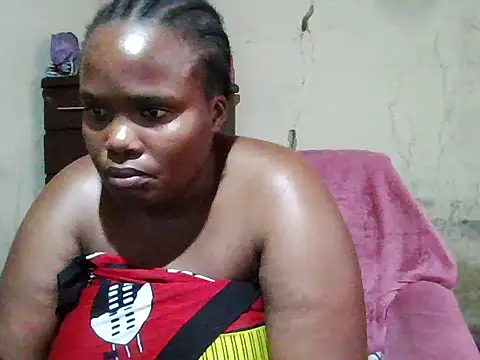 sexybigboobz online show from May 5, 2026, 3:04 pm