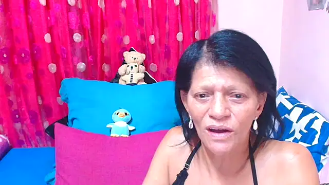 SLUTTYROXY online show from April 22, 2026, 6:58 pm