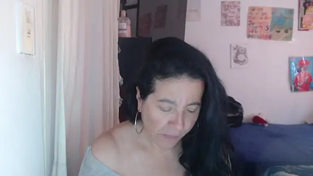 Snapshot of stefilove10 chatting on April 7, 2026, 2:08 pm stefilove10 online show from April 7, 2026, 2:08 pm