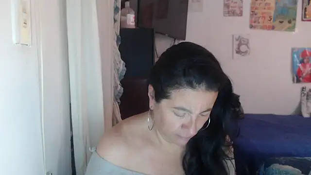 Snapshot of stefilove10 chatting on May 20, 2026, 2:03 pm stefilove10 online show from May 20, 2026, 2:03 pm