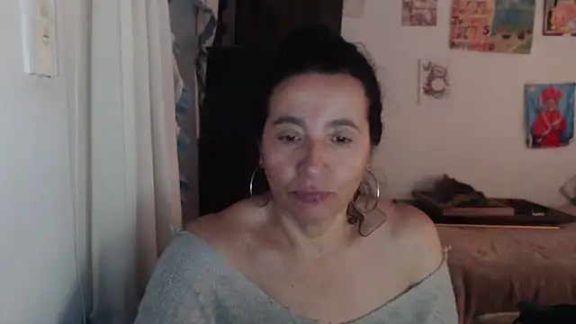 Snapshot of stefilove10 chatting on October 14, 2025, 2:28 pm stefilove10 online show from October 14, 2025, 2:28 pm