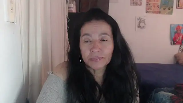 Snapshot of stefilove10 chatting on April 13, 2026, 1:59 pm stefilove10 online show from April 13, 2026, 1:59 pm