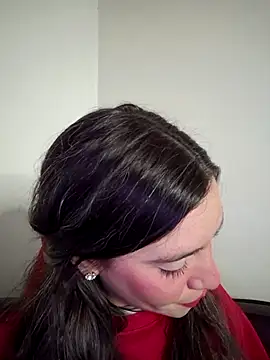 Snapshot of loveuu-bae chatting on November 28, 2025, 10:32 pm loveuu-bae online show from November 28, 2025, 10:32 pm